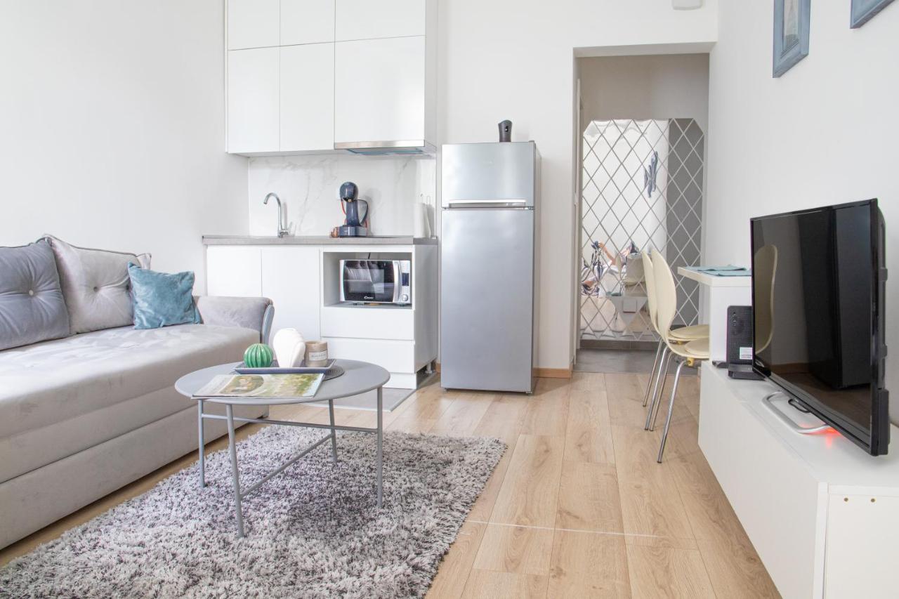 Etoile City Center Apartments เบลเกรด ภายนอก รูปภาพ
