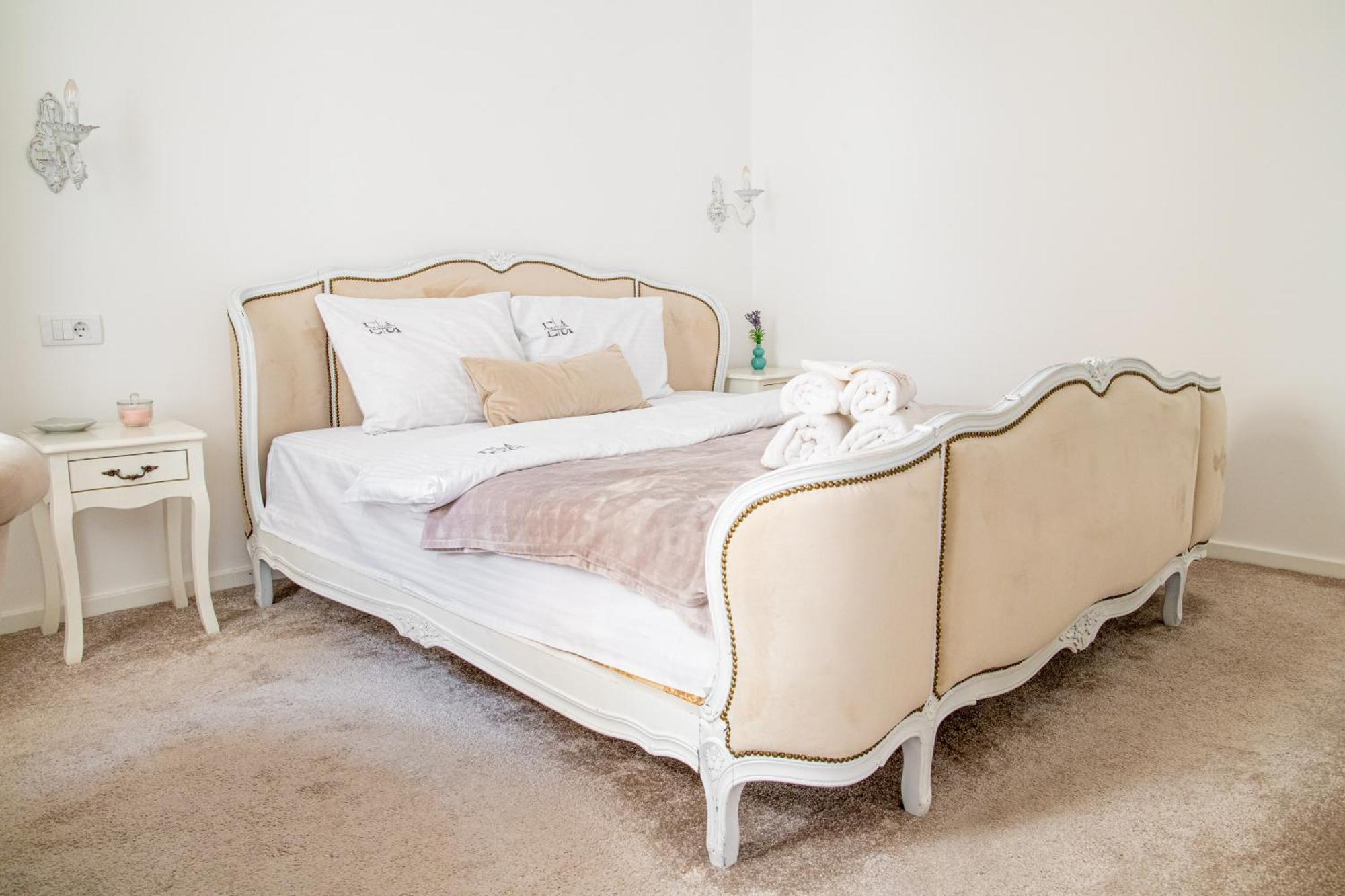 Etoile City Center Apartments เบลเกรด ภายนอก รูปภาพ
